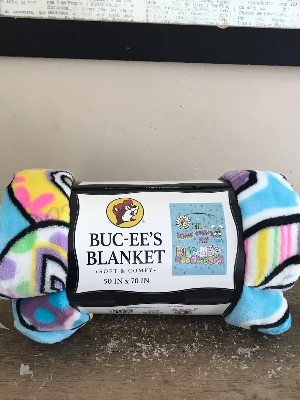 Plush Multi-Color Geo Print Throw Blanket